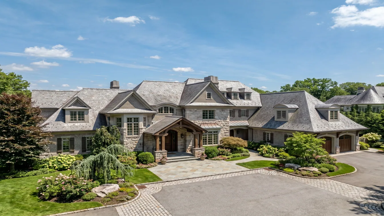 Allan Houstons maßgeschneiderte Greenwich-Residenz für 17,5 Millionen US-Dollar gelistet – KI-generiertes Symbolbild